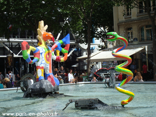 serpent fontaine niki st-phalle serpent fontaine niki st-phalle