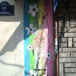 La girafe de Mosko rue des Pyrénées
