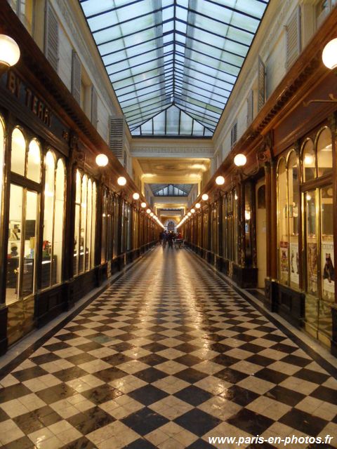 la Galerie Véro Dodat